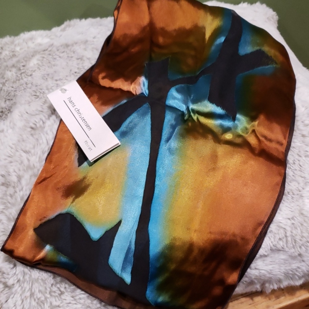 Women's scarf